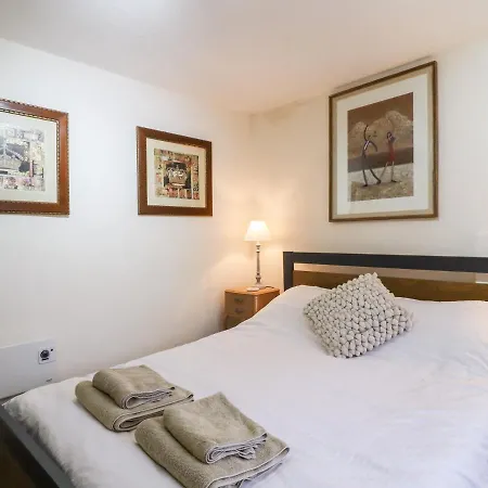 7 Scarah Bank Ripley (North Yorkshire)